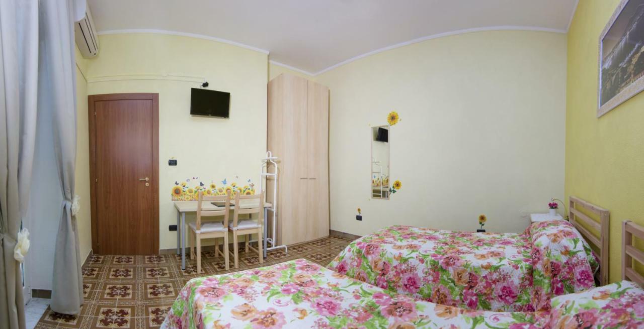 Bed and Breakfast Sentiero Di Costiera Vietri Exterior foto